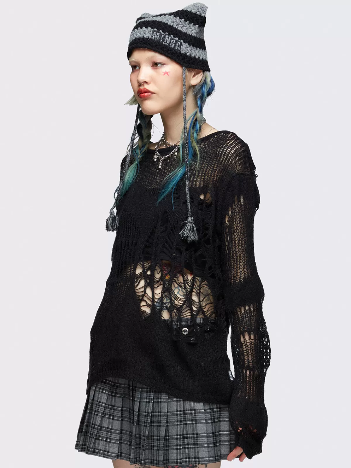 Store Minga London Arachne Distressed Knit Jumper Black