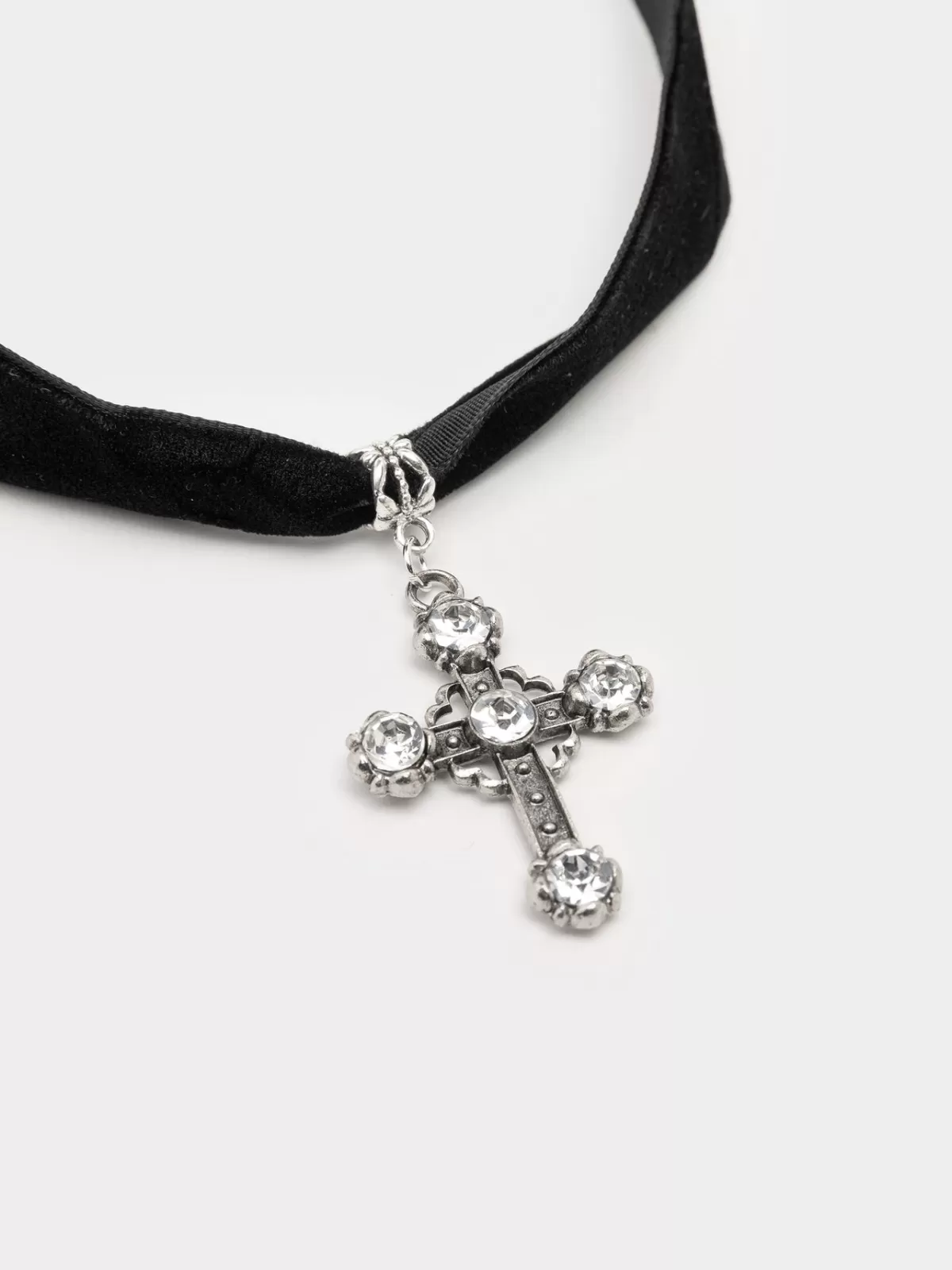 Best Minga London Gothic Cross Pendant Choker Necklace Black