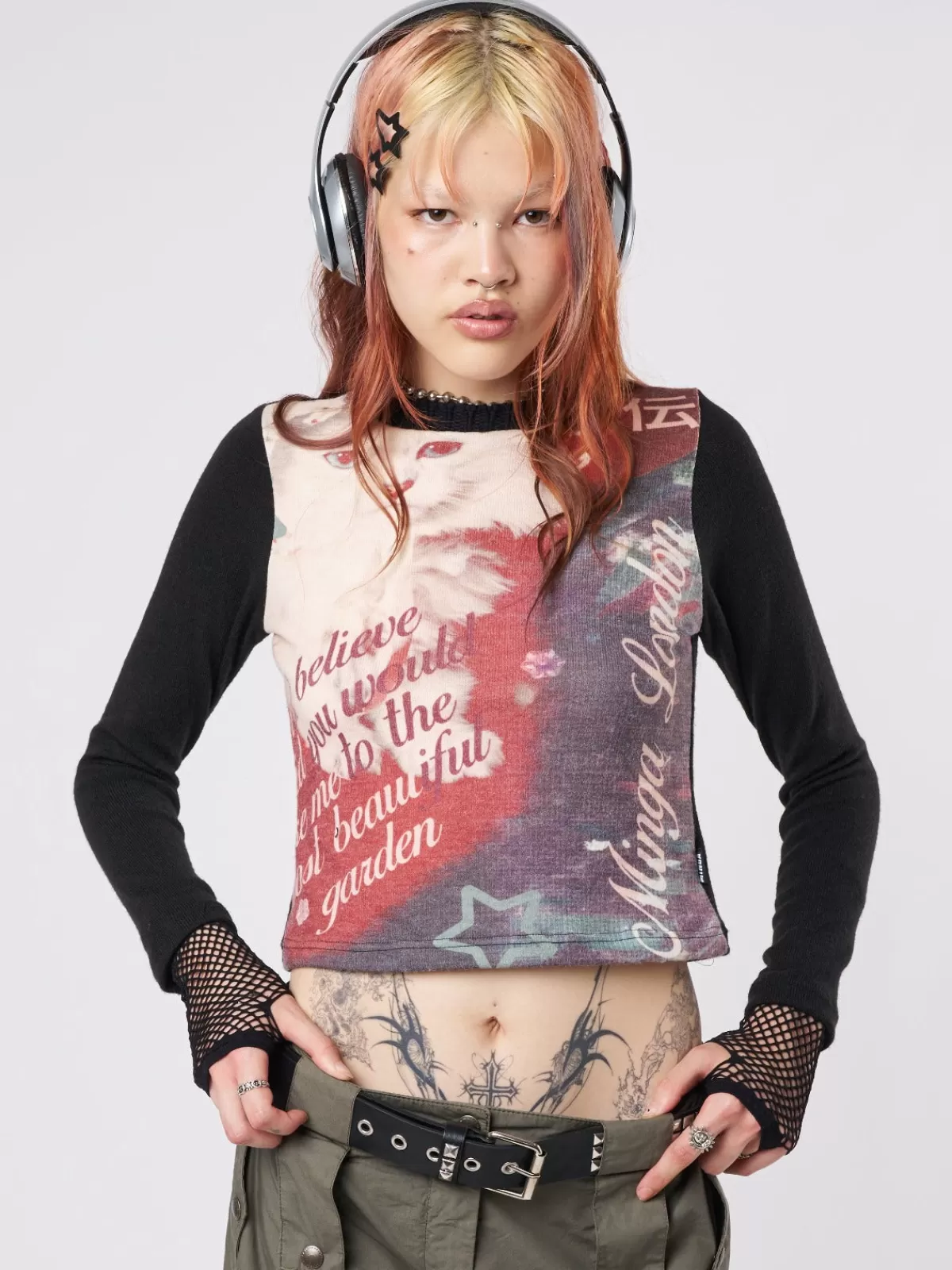 Online Minga London Kitty Kingdom Graphic Top Black