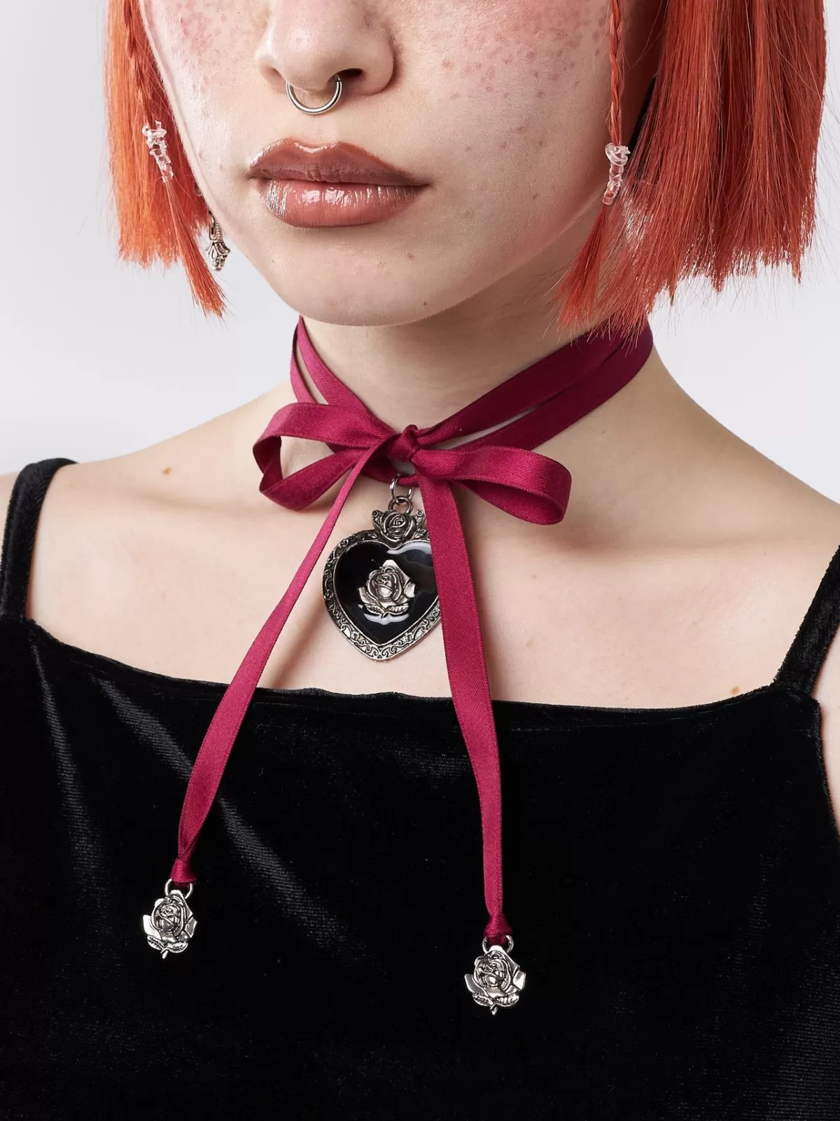 Flash Sale Minga London Pandora Heart Satin Ribbon Choker Burgundy