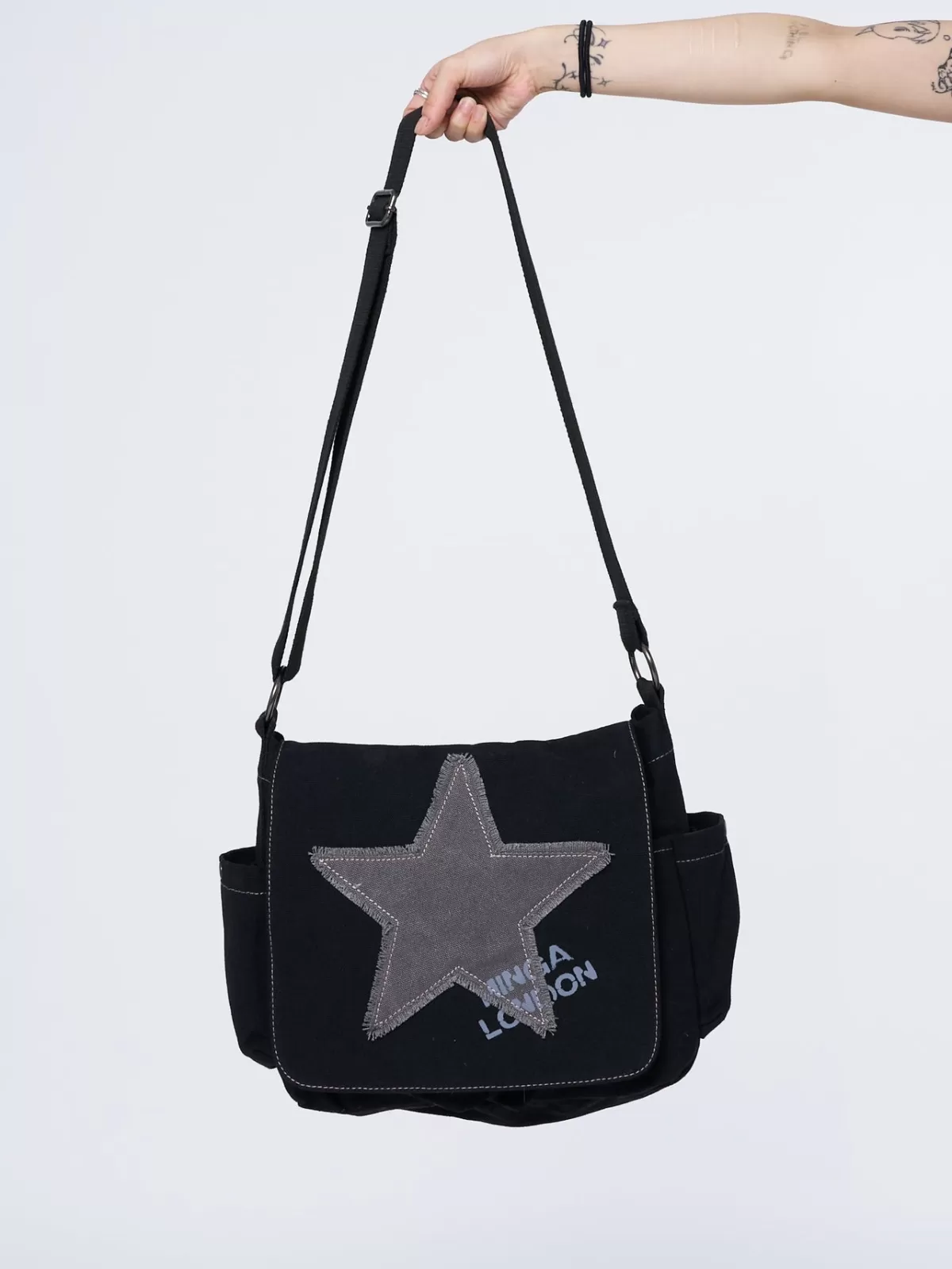 Discount Minga London Super Star Canvas Messenger Bag Black