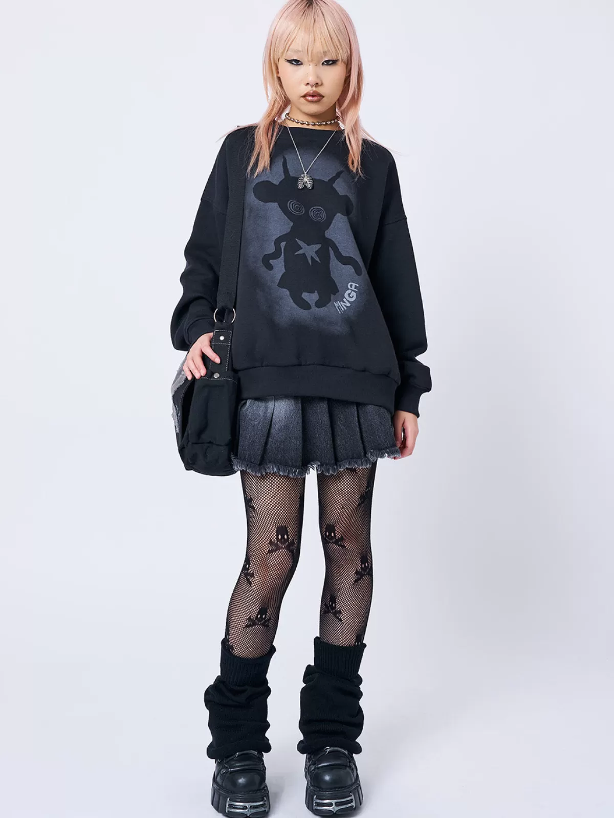 Fashion Minga London Unworldly Graphic Sweatshirt Black