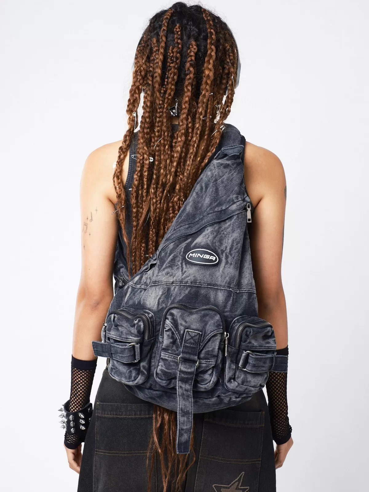 Discount Minga London Urban Washed Sling Bag Black
