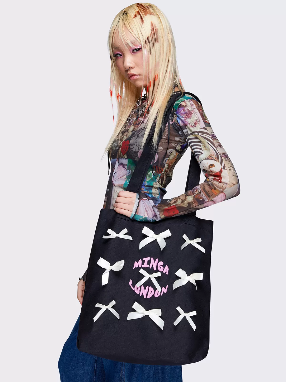 Shop Minga London Whimsy Bows Tote Bag Black